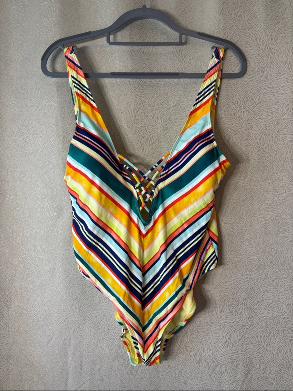 Hoboe Striped V‑Neck One-Piece Swimsuit - Multi Color 0196